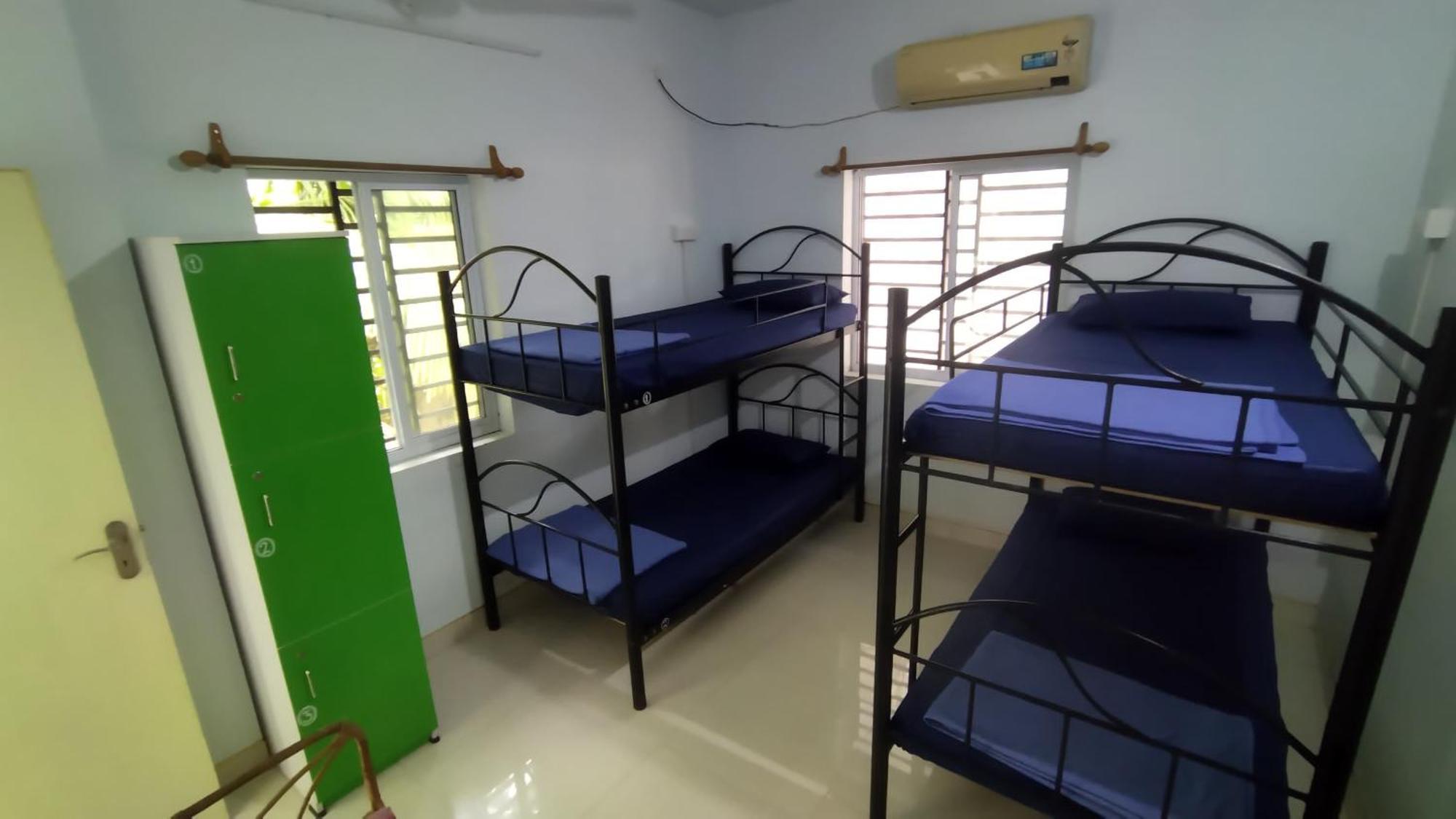 Funk Monk Villa Hostel Pondicherry Auroville Ruang foto