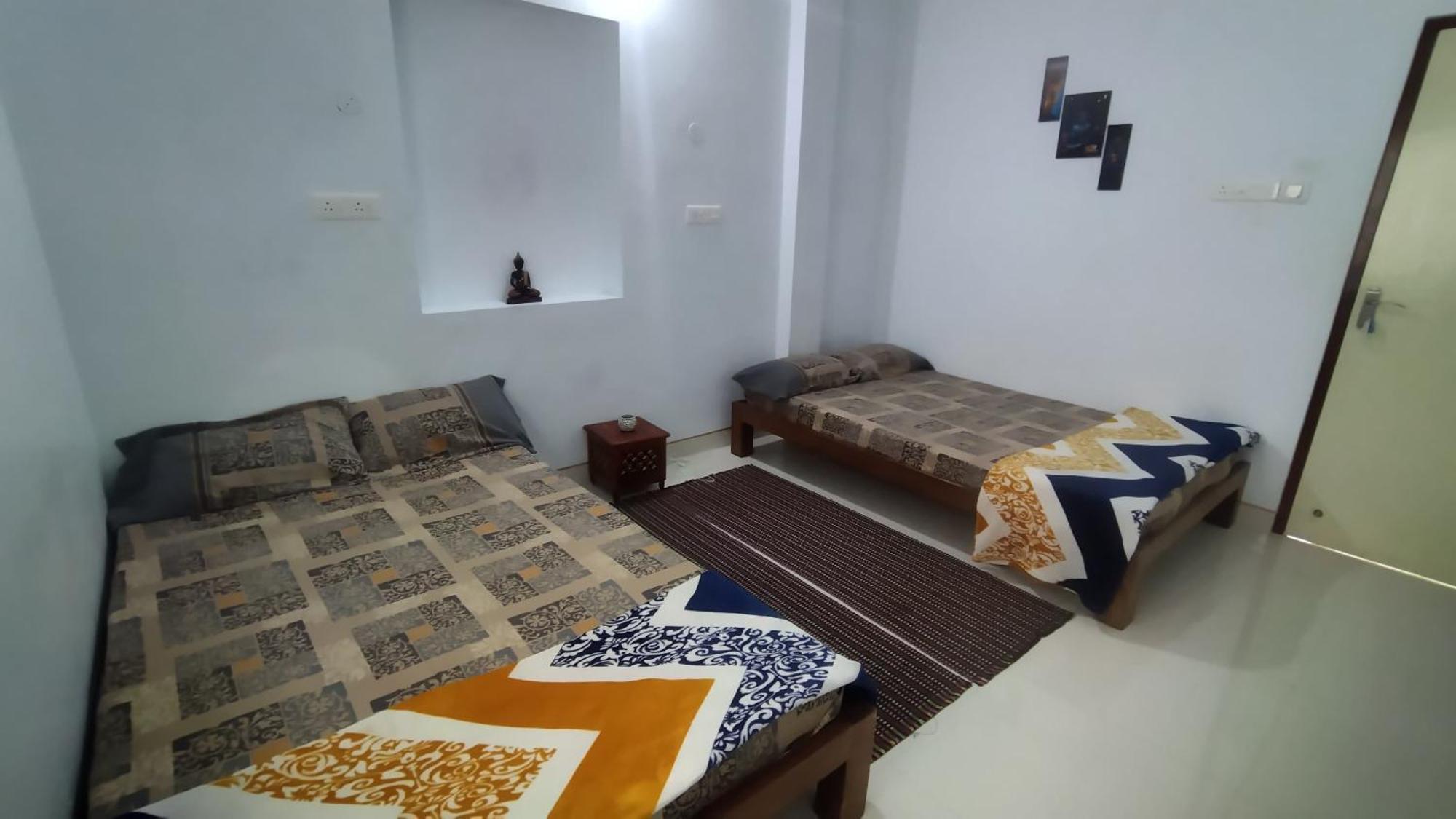Funk Monk Villa Hostel Pondicherry Auroville Ruang foto